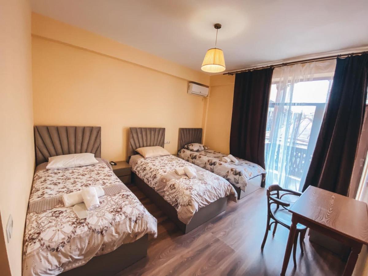 Old Armenia Hotel Jerevan Eksteriør billede